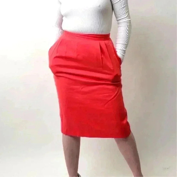 Vintage 1960s Mod Salmon Pink Pencil Skirt - 8 - Picture 1 of 10